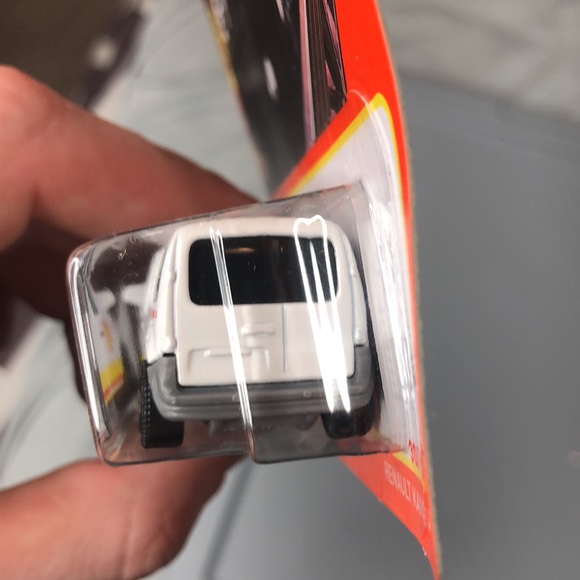 ‘18 Renault Kangoo Shell Gas Van - Picture 4 of 8